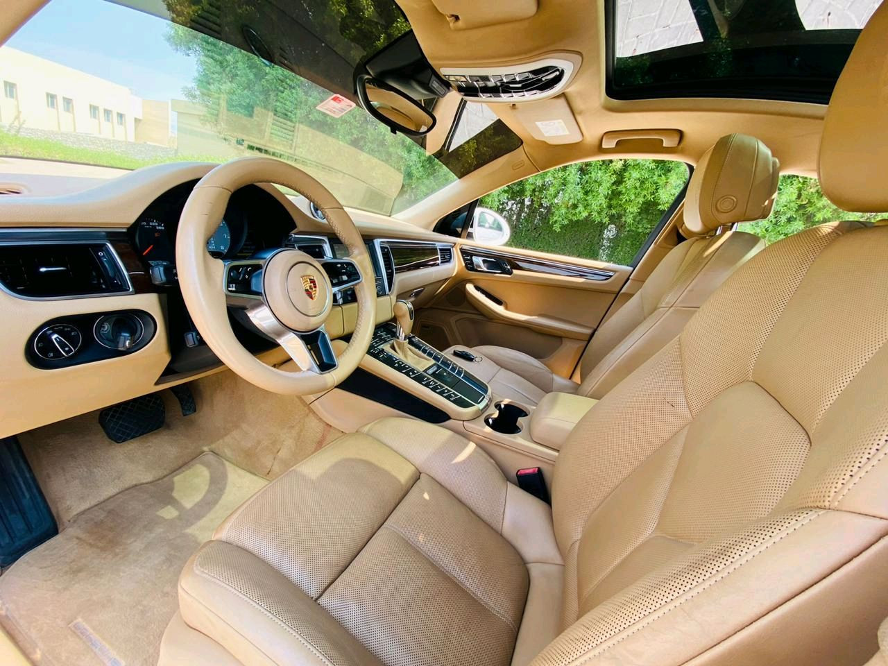 Porsche Macan - Image 10