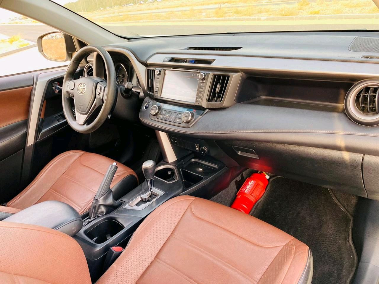 Toyota Rav 4 - Image 11
