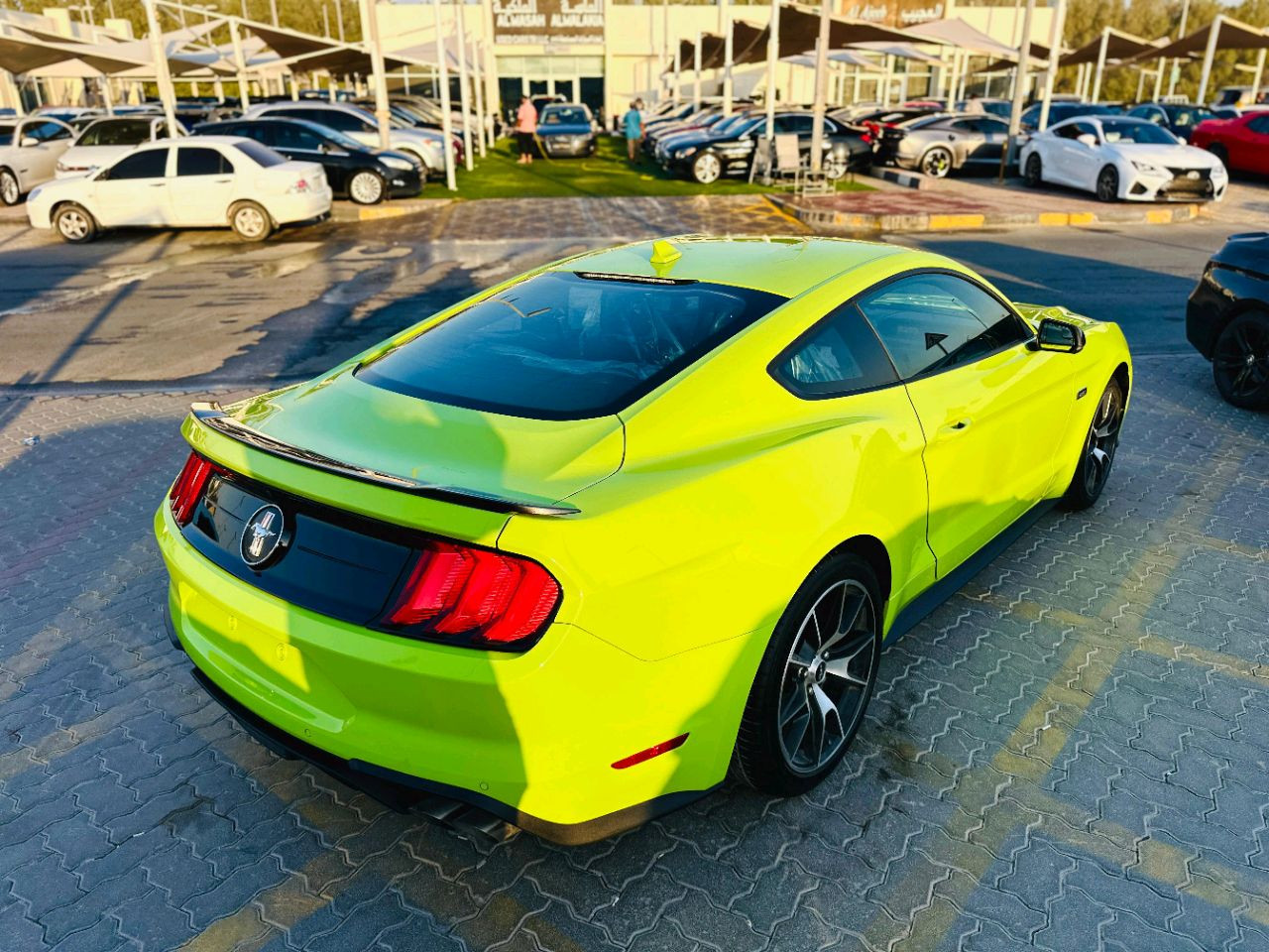 Ford Mustang - Image 6