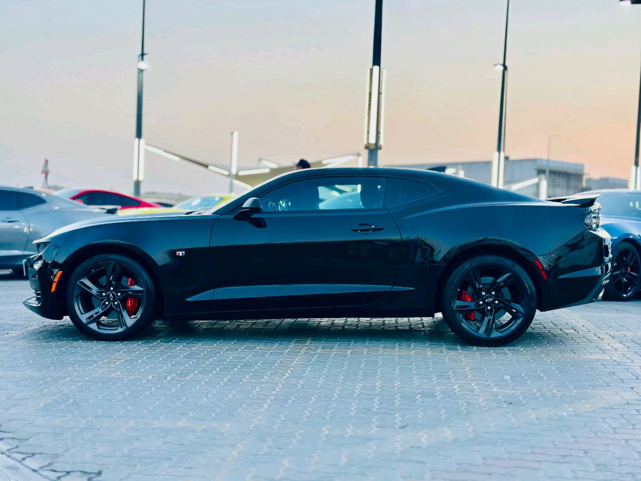 Chevrolet Camaro - Image 10
