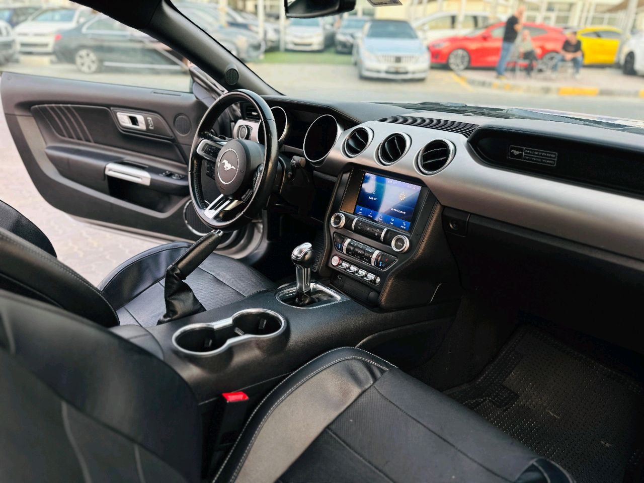 Ford Mustang - Image 11