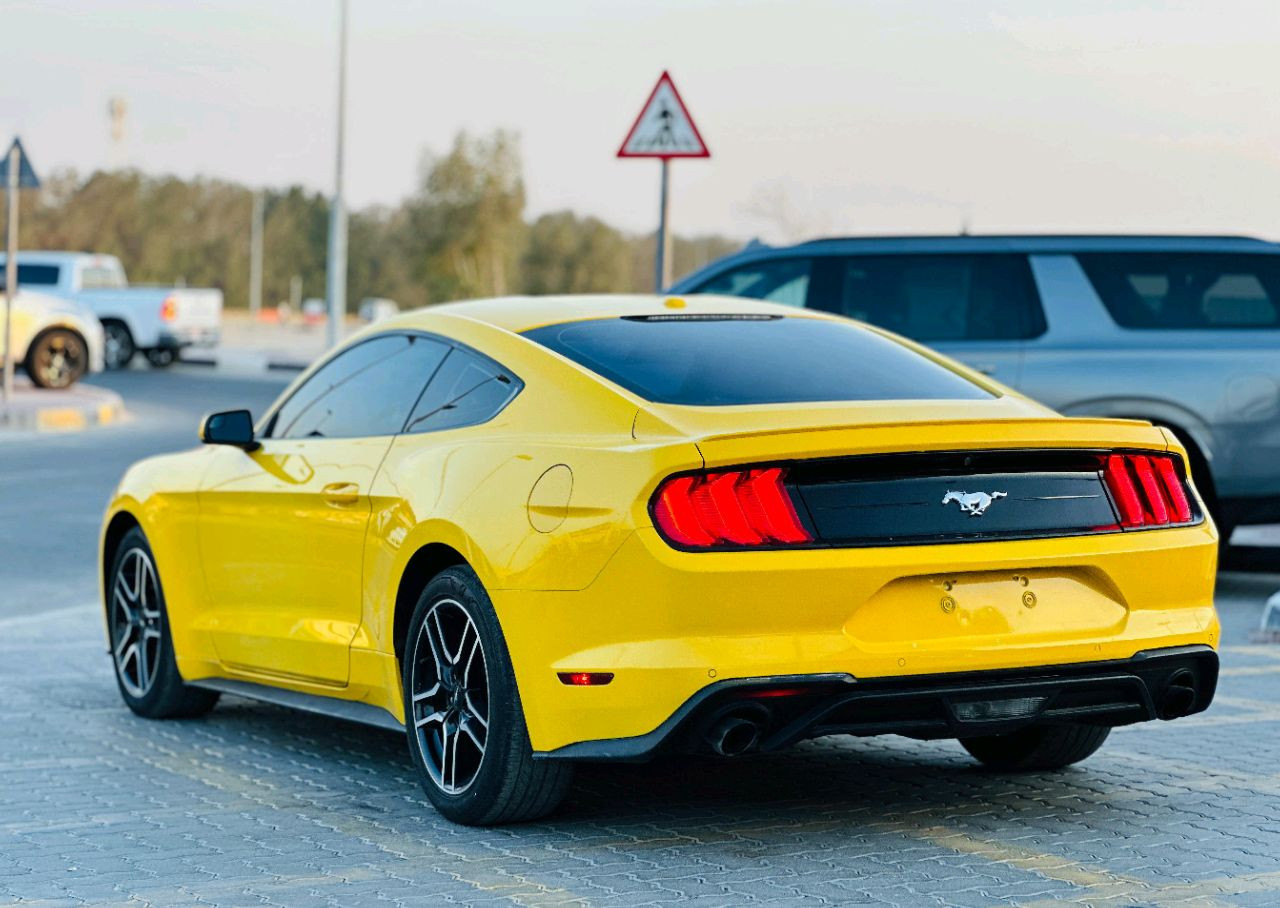 Ford Mustang - Image 17