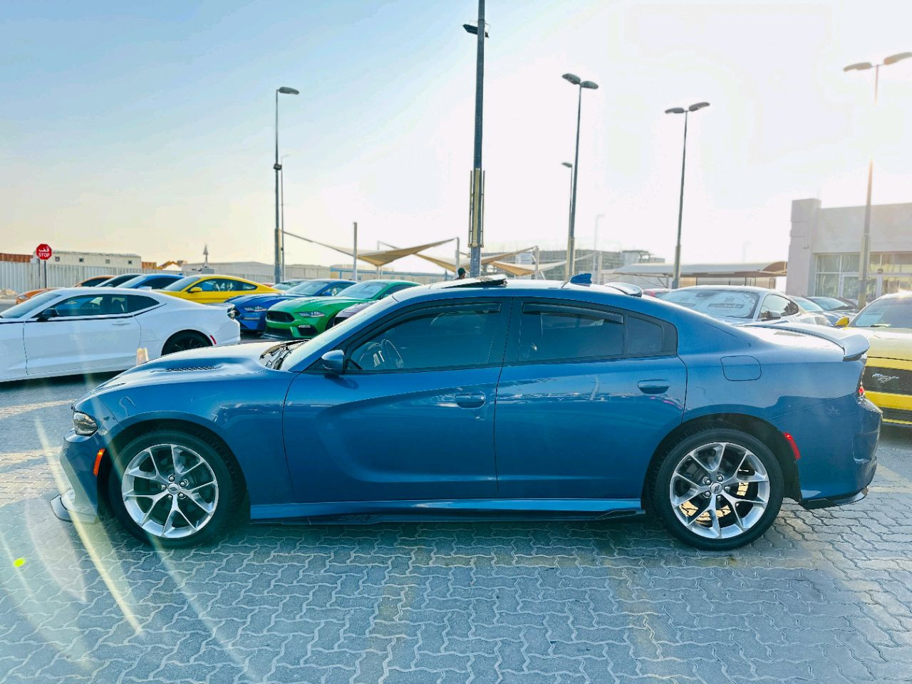 Dodge Charger - Image 9