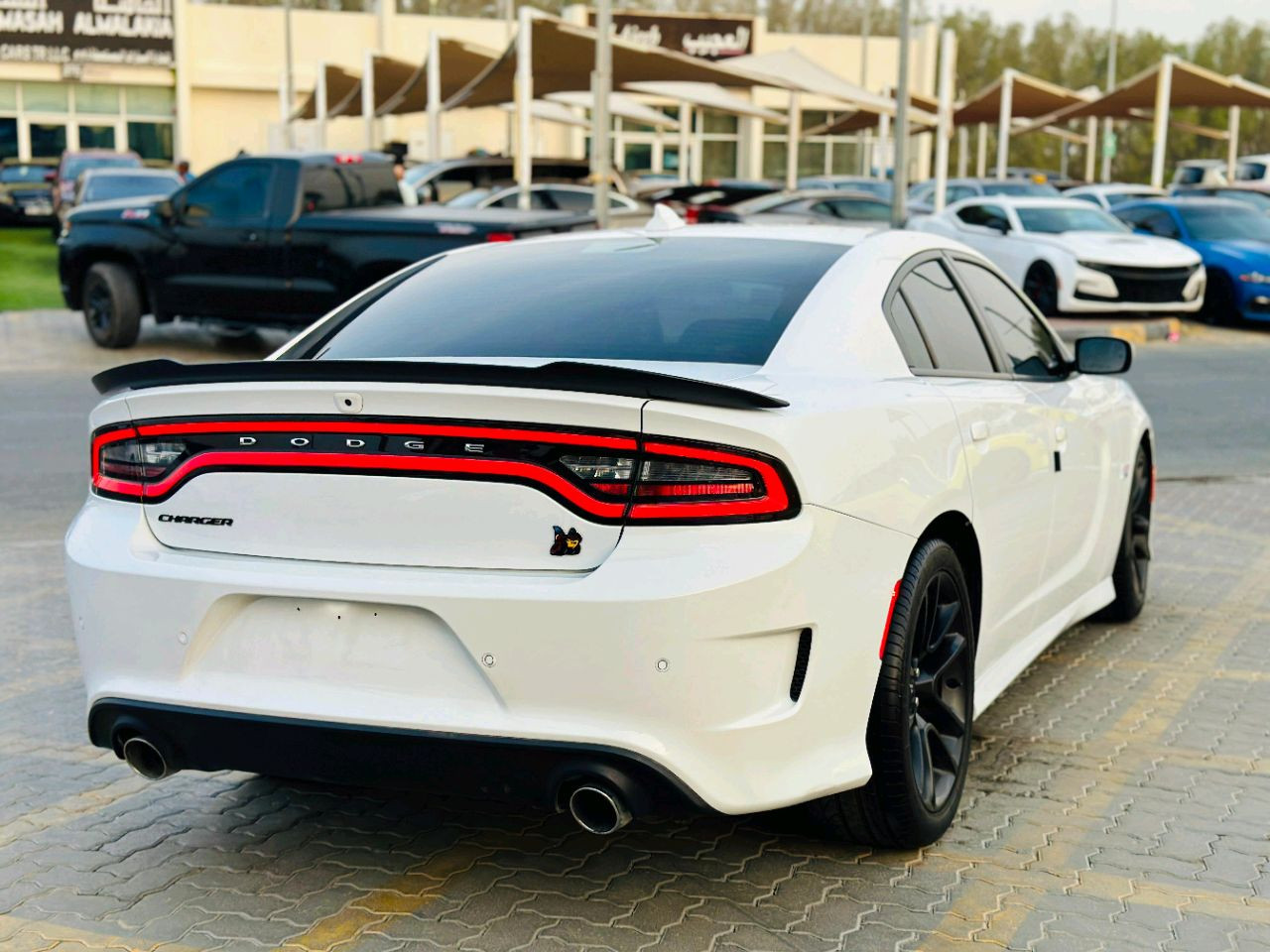 Dodge Charger - Image 6