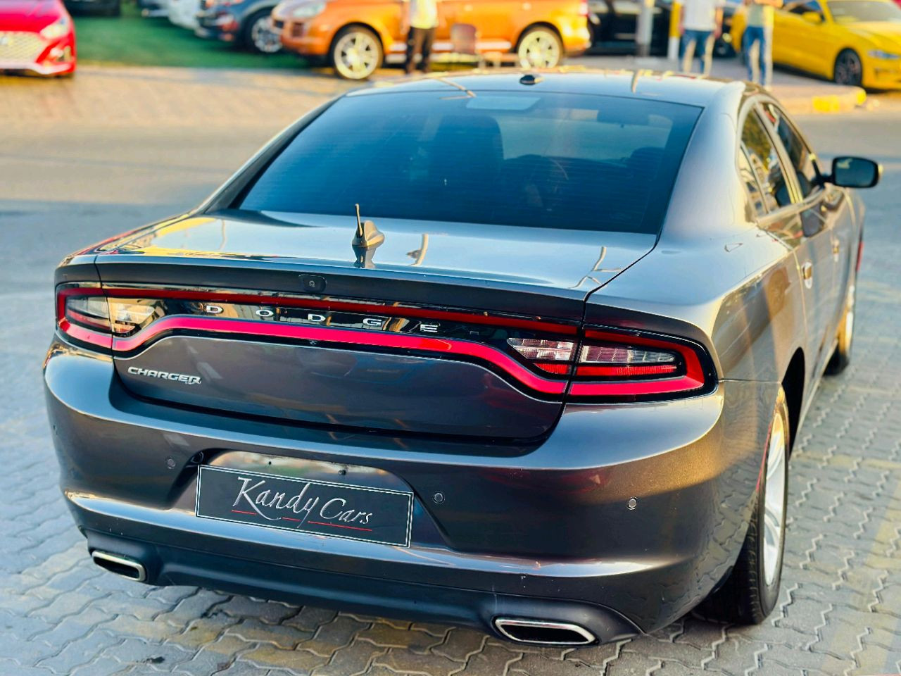 Dodge Charger - Image 6