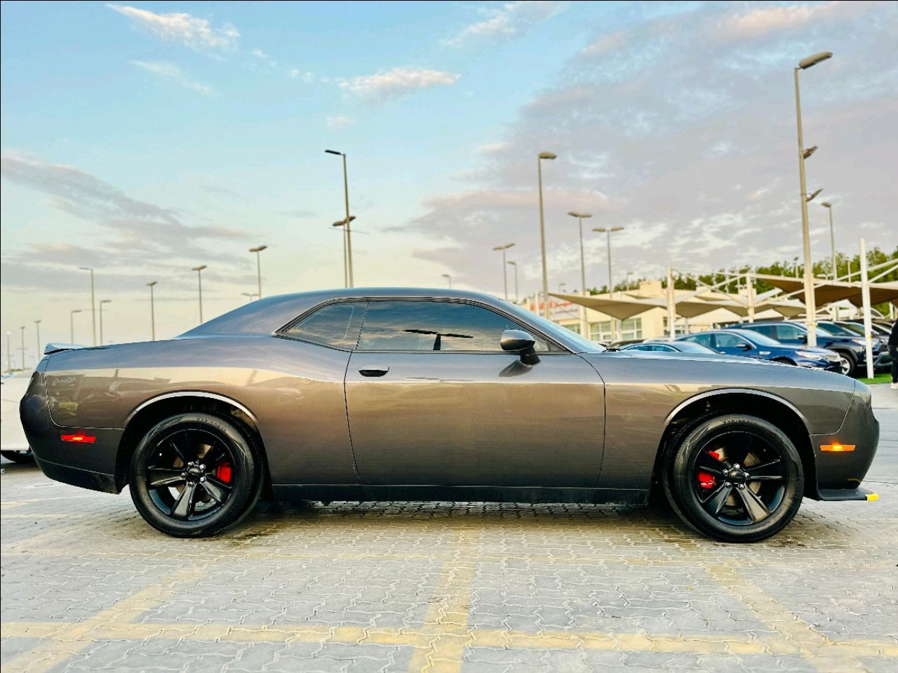 Dodge Challenger - Image 5