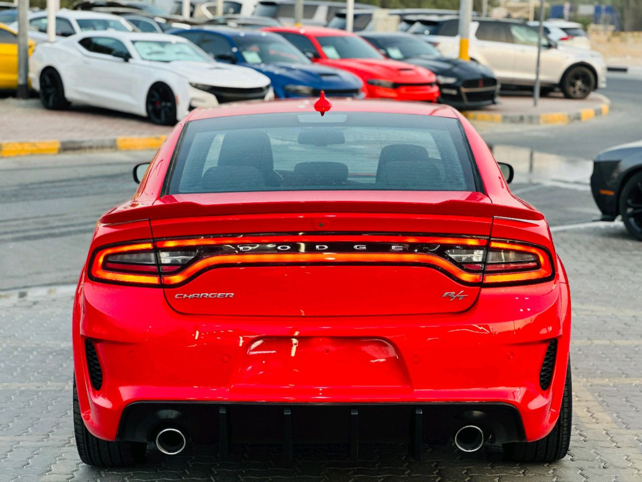Dodge Charger - Image 7