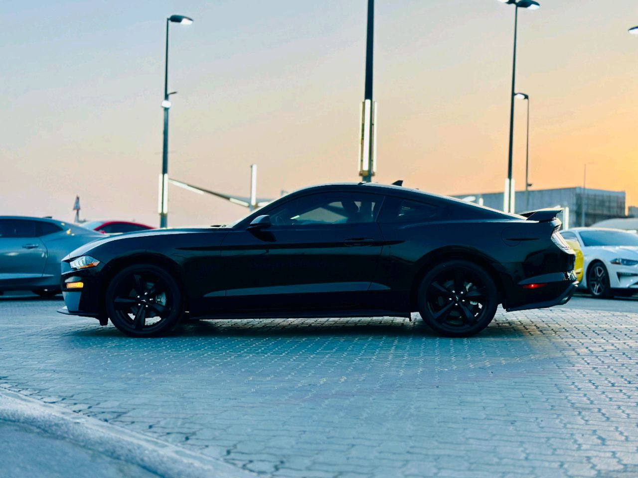 Ford Mustang - Image 9