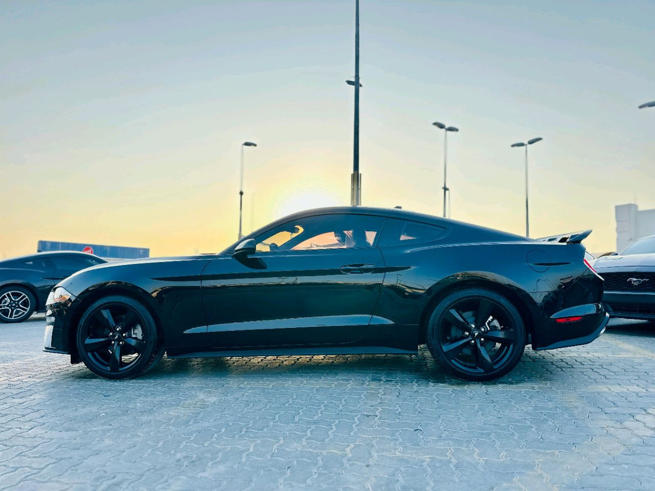 Ford Mustang - Image 9