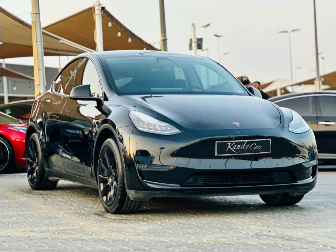 Tesla Y - Image 4