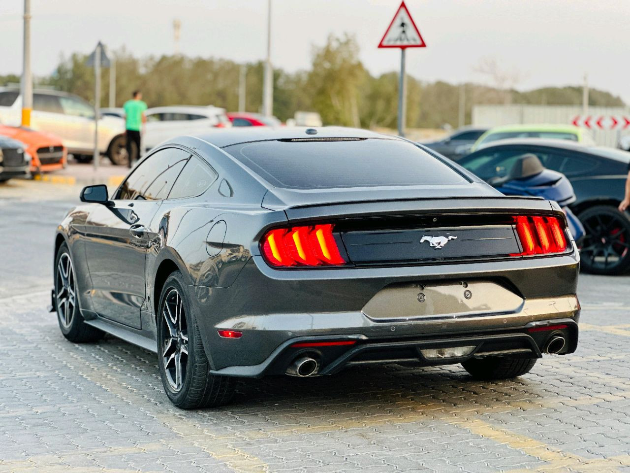Ford Mustang - Image 11