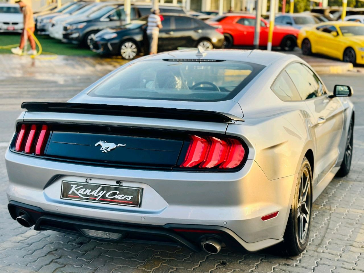 Ford Mustang - Image 6