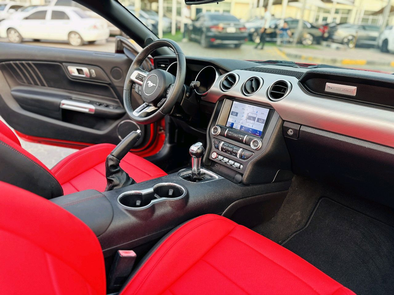 Ford Mustang - Image 11