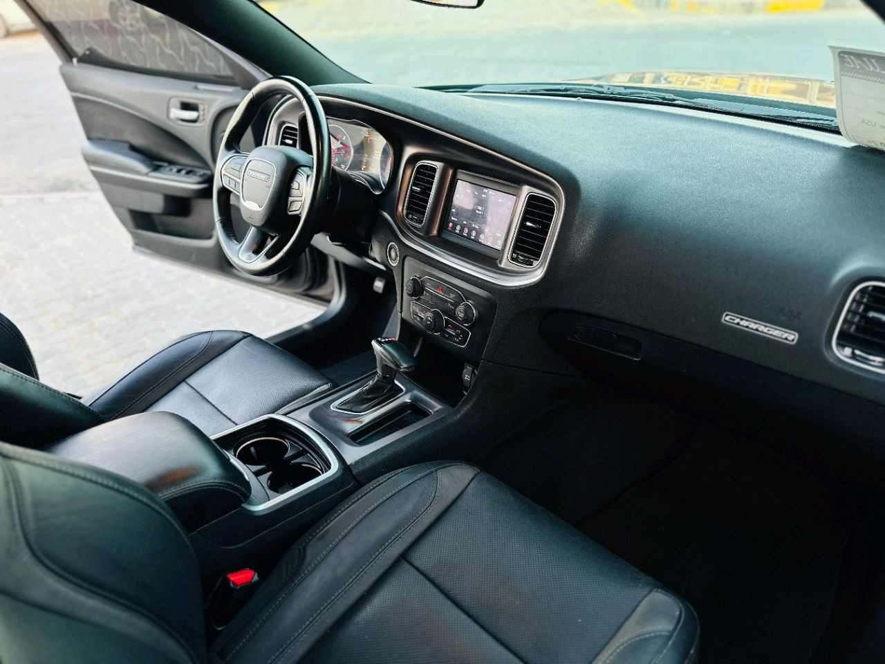 Dodge Charger - Image 11