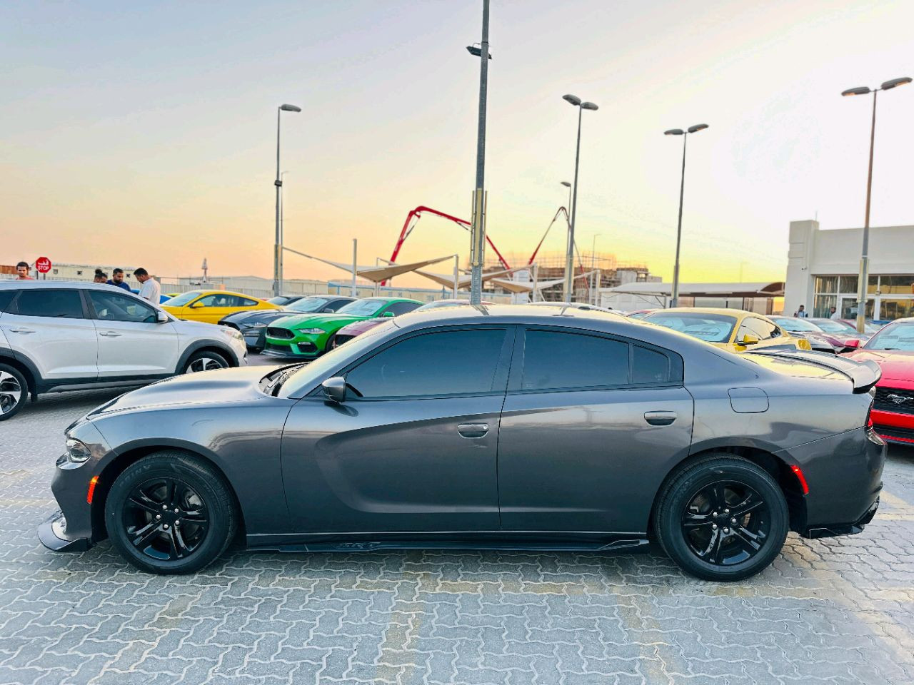 Dodge Charger - Image 9