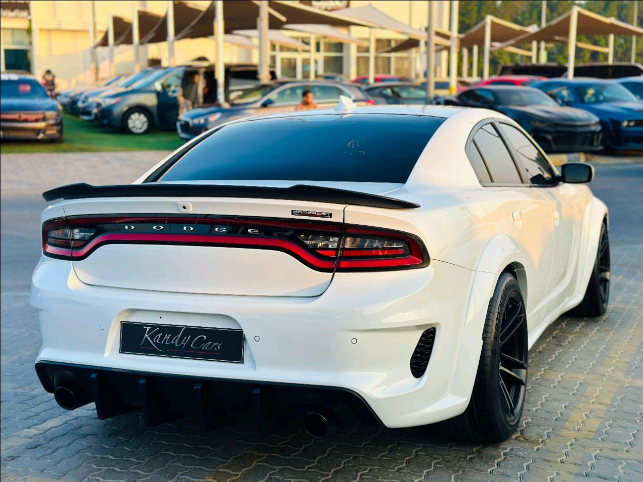 Dodge Charger - Image 6