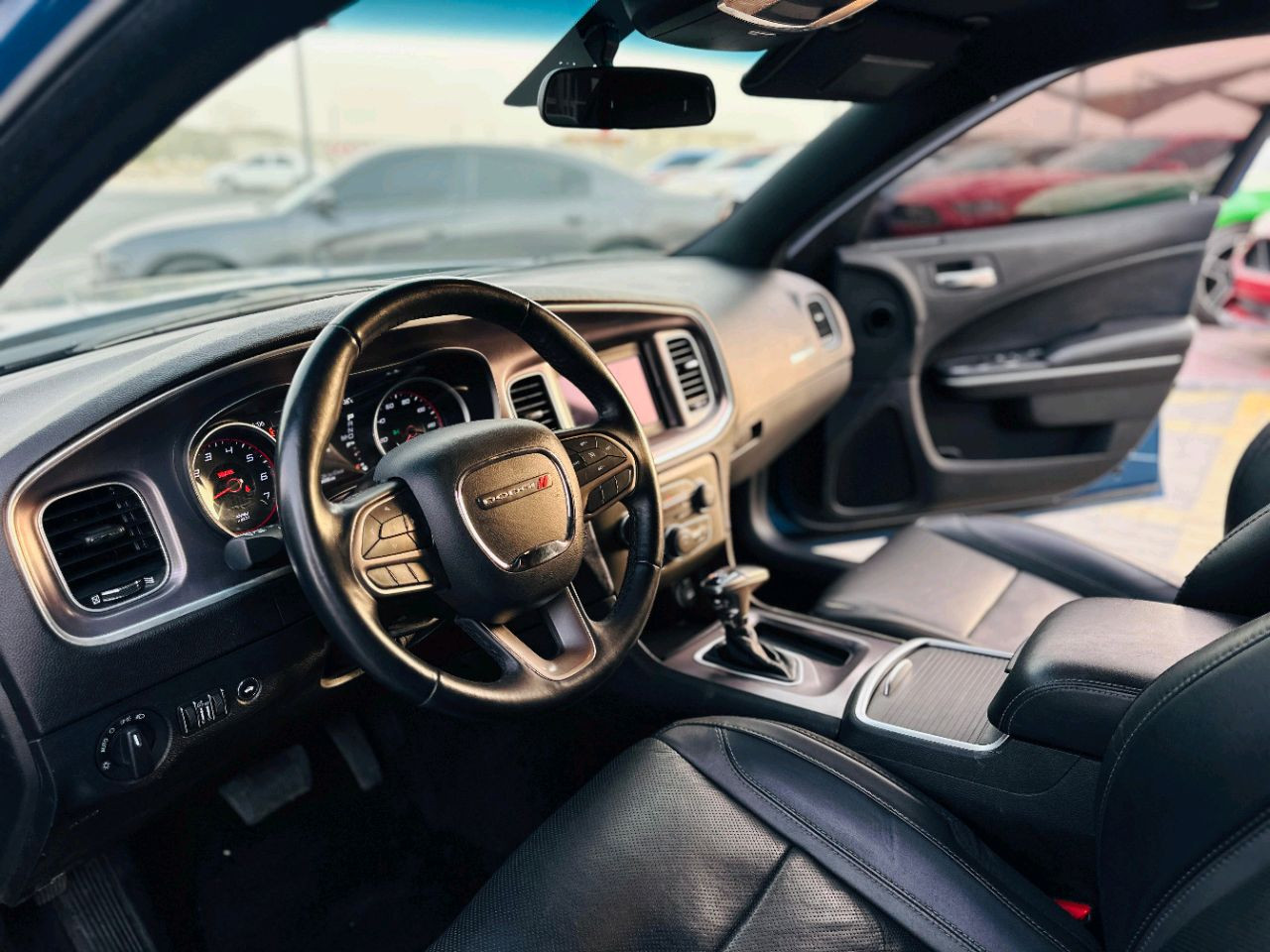 Dodge Charger - Image 10