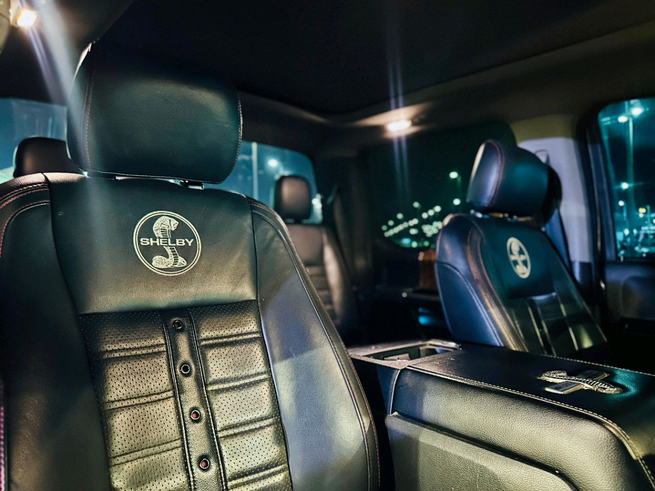 Ford F-Series Pickup - Image 12