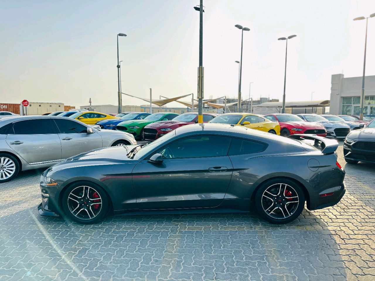 Ford Mustang - Image 10
