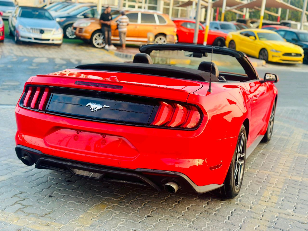 Ford Mustang - Image 6