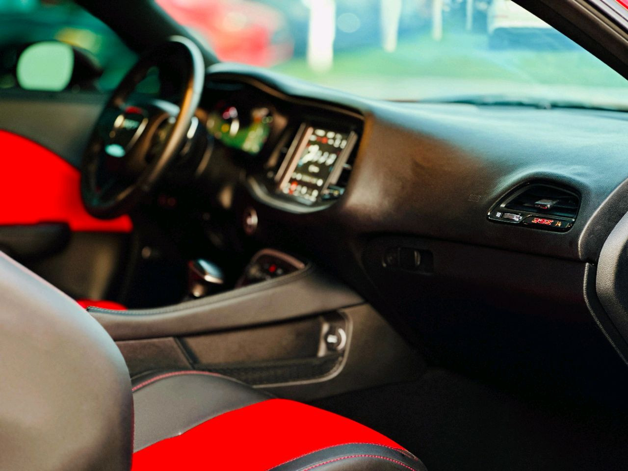 Dodge Challenger - Image 11
