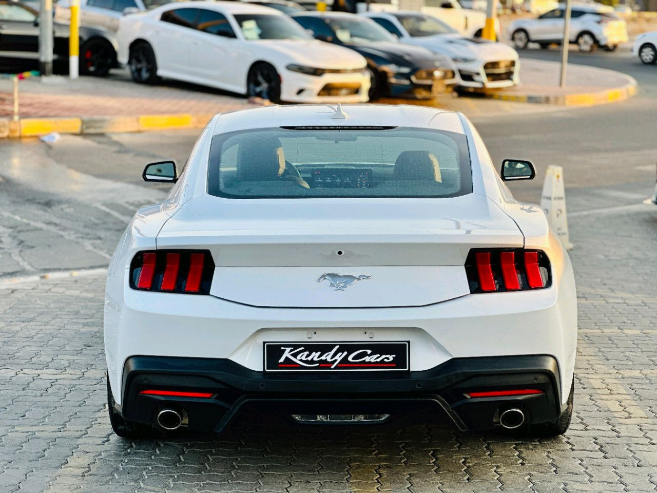Ford Mustang - Image 7