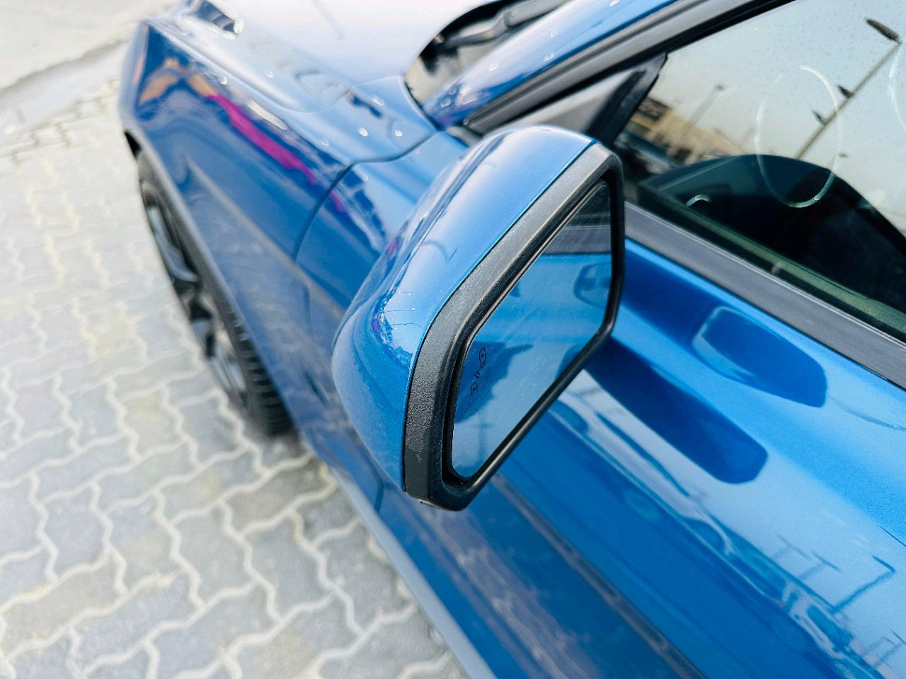 Ford Mustang - Image 10
