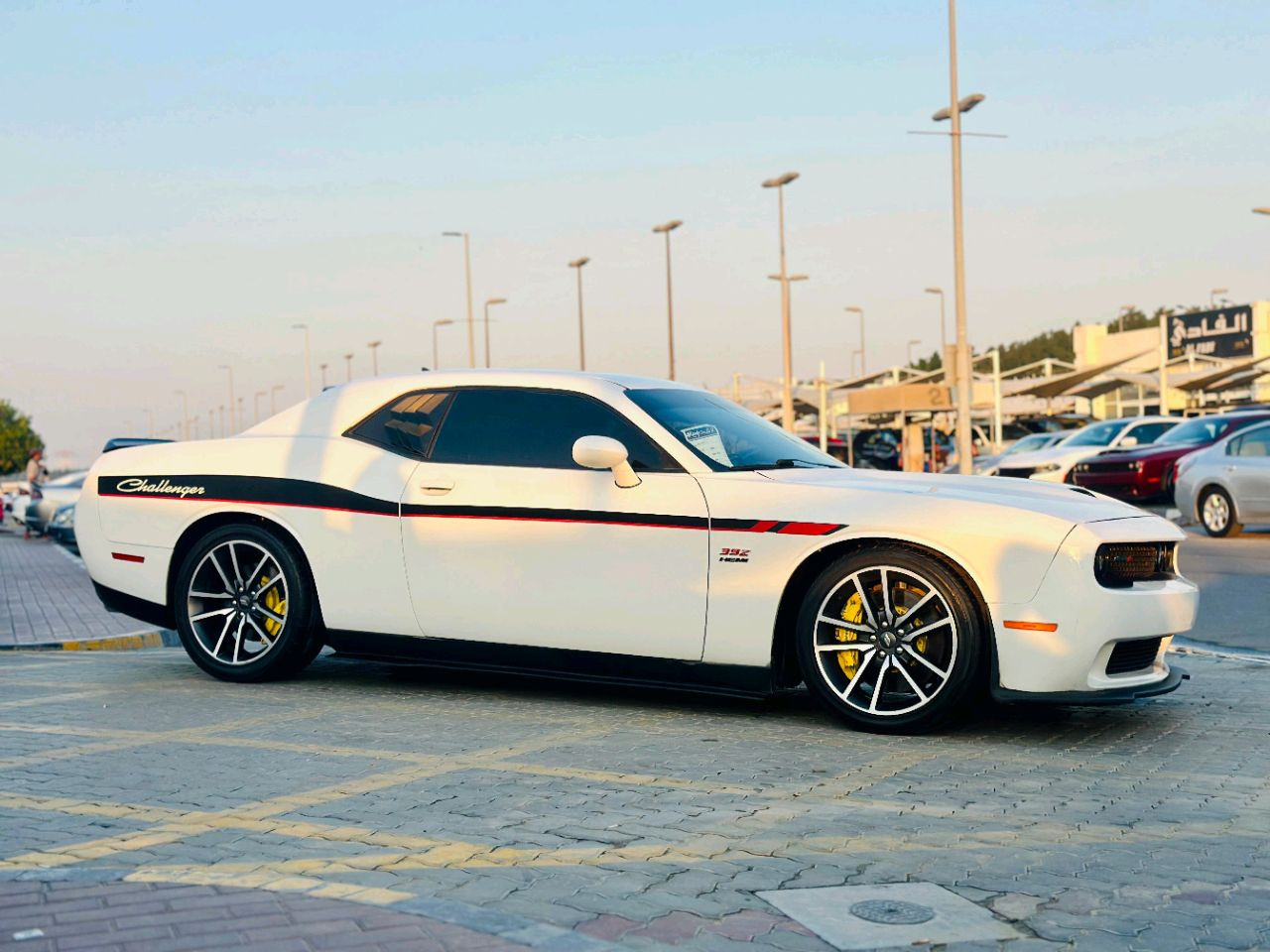 Dodge Challenger - Image 5