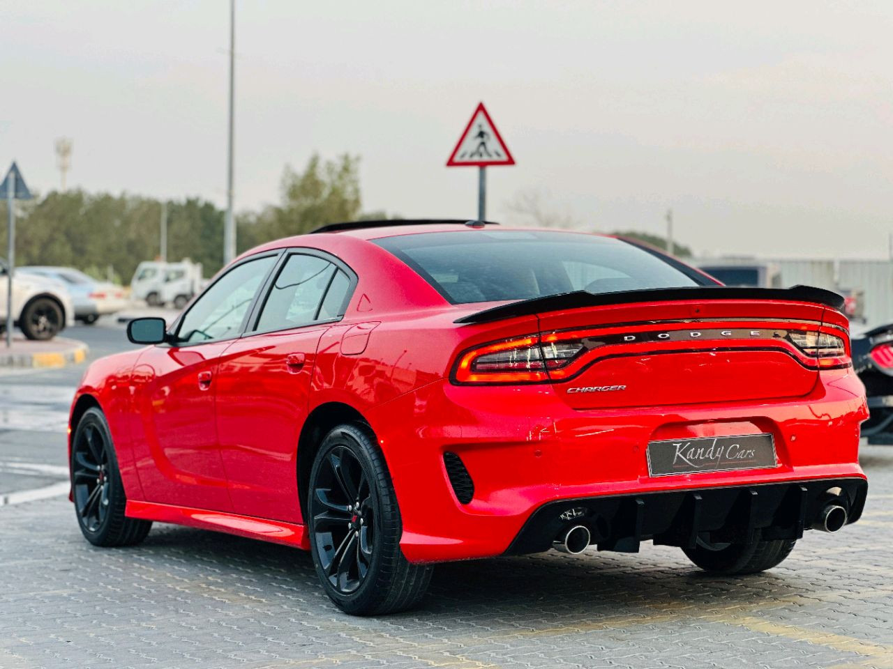 Dodge Charger - Image 8