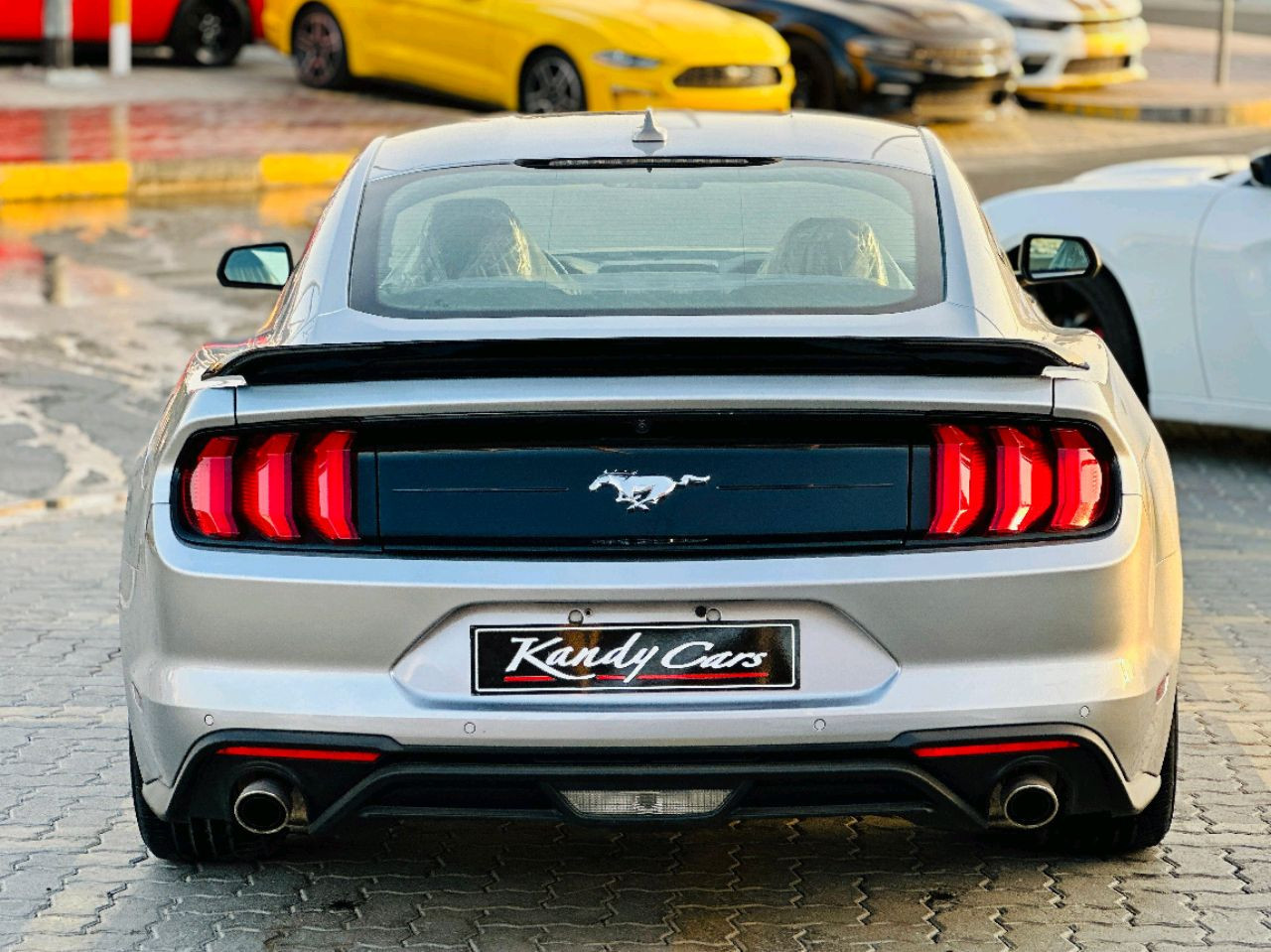 Ford Mustang - Image 7