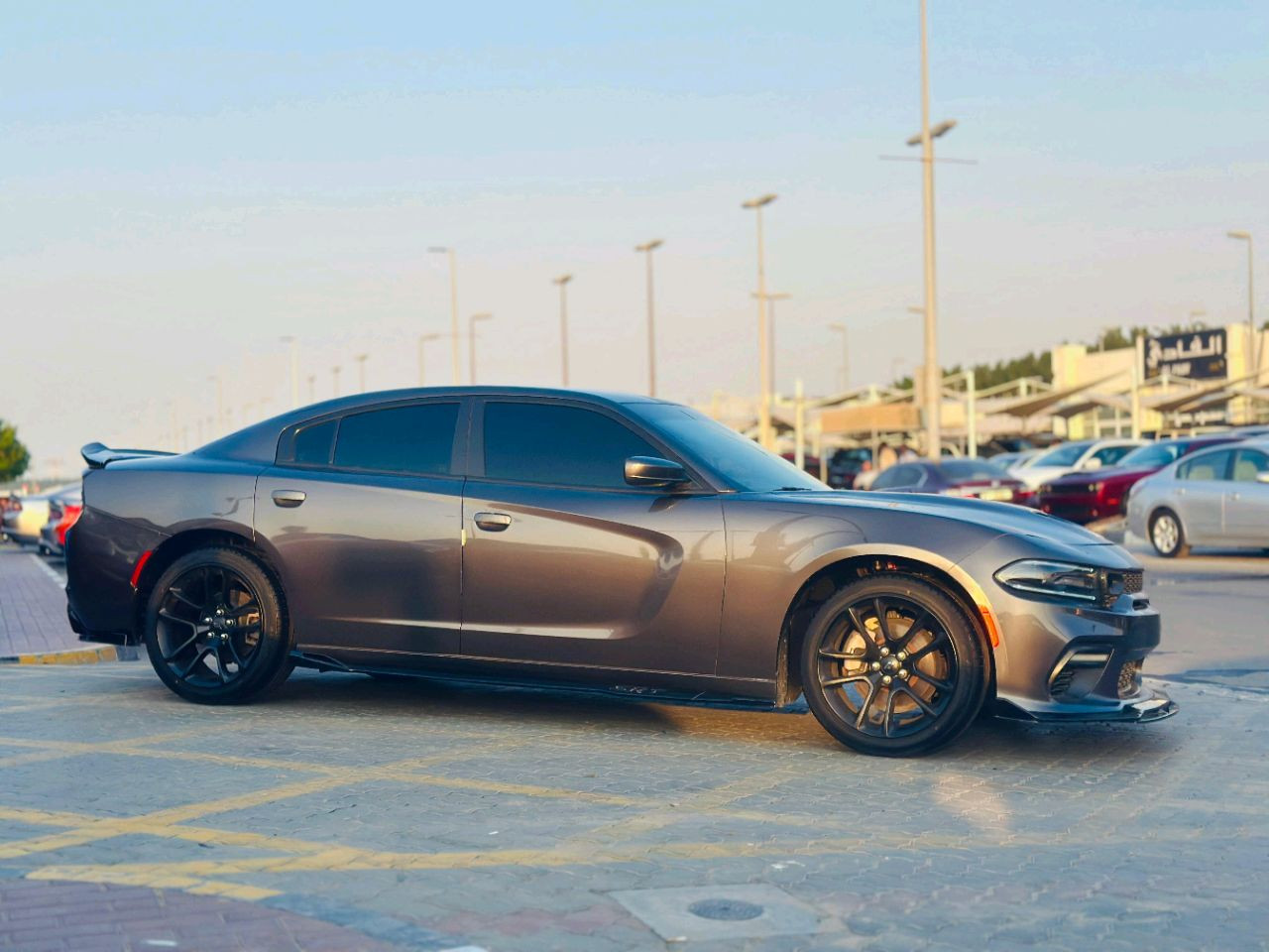 Dodge Charger - Image 5