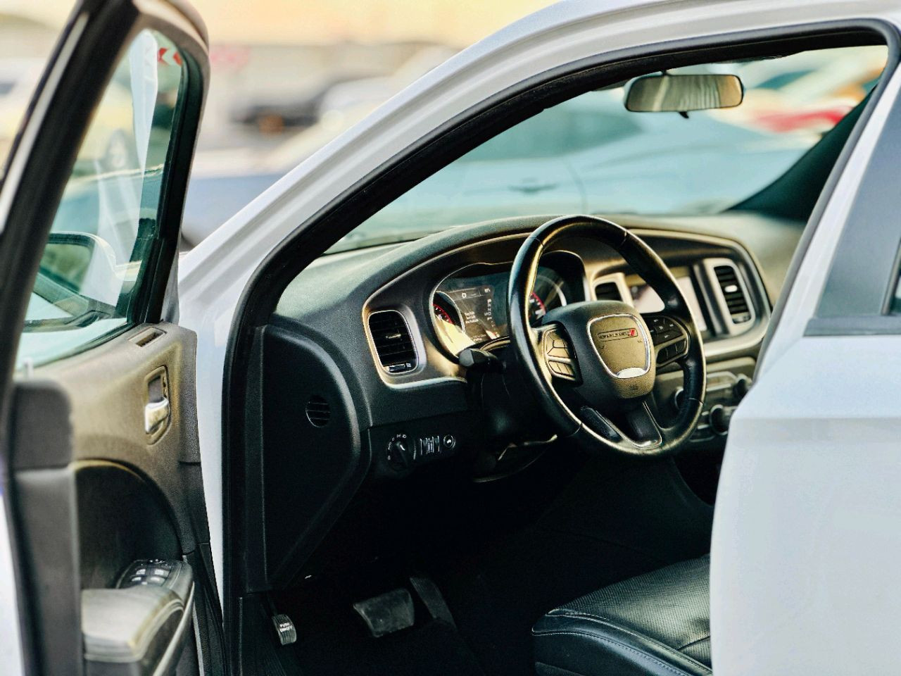 Dodge Charger - Image 9