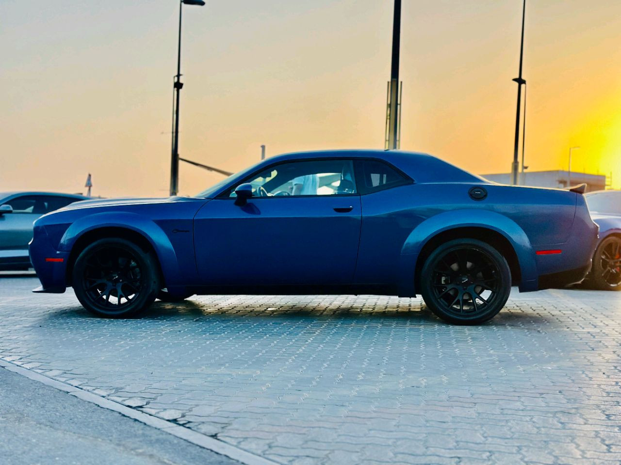 Dodge Challenger - Image 9