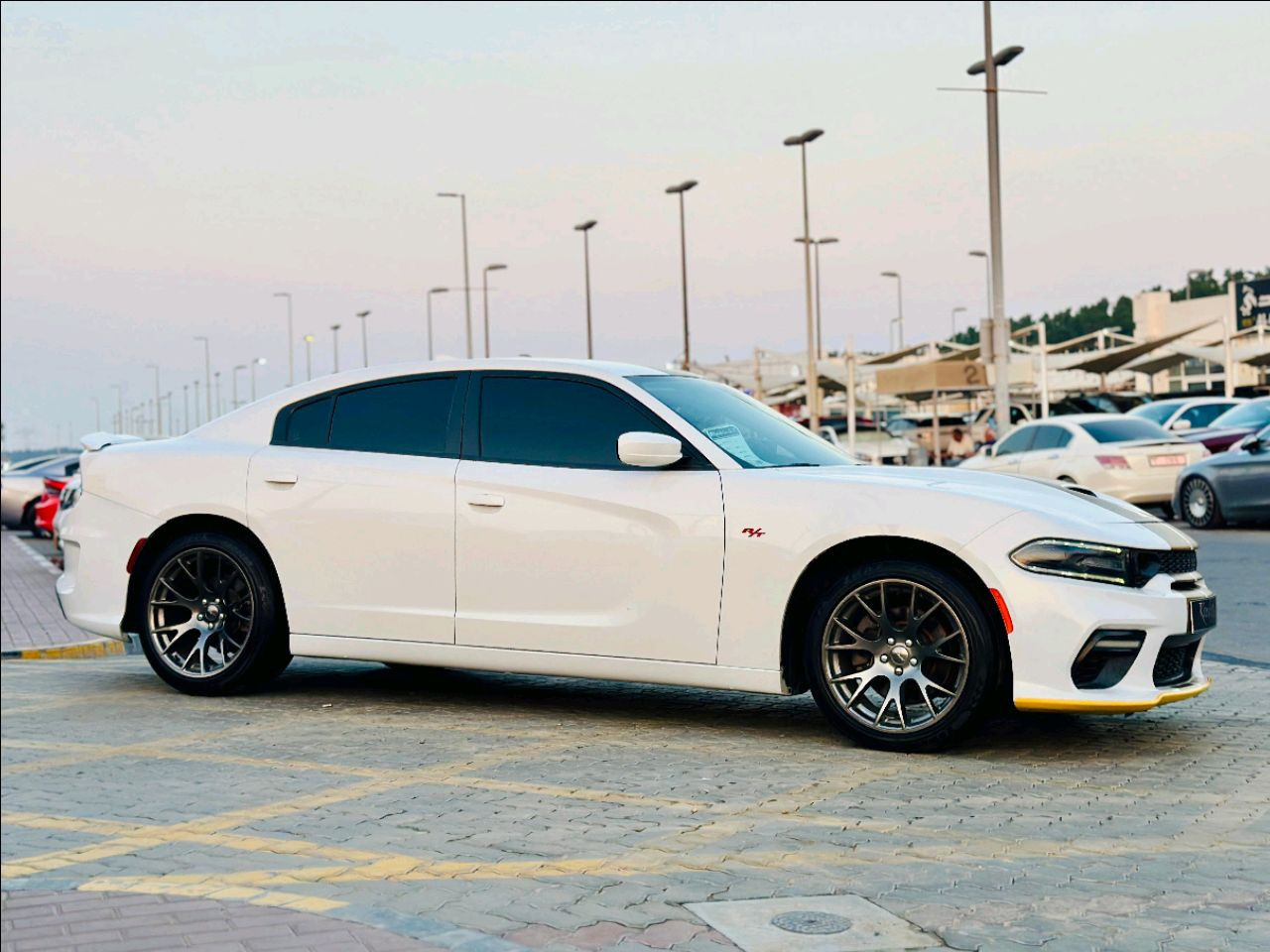 Dodge Charger - Image 5