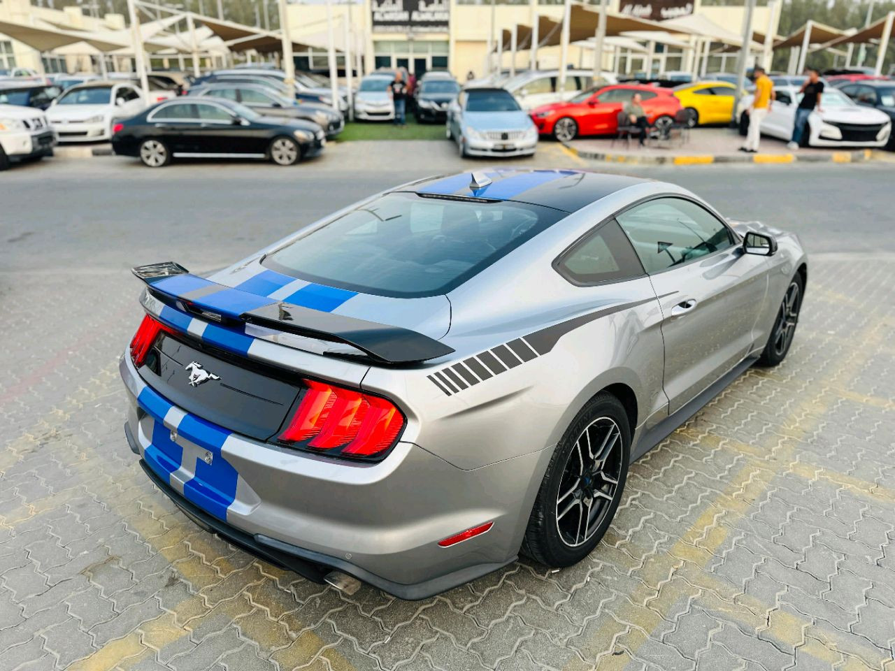 Ford Mustang - Image 6