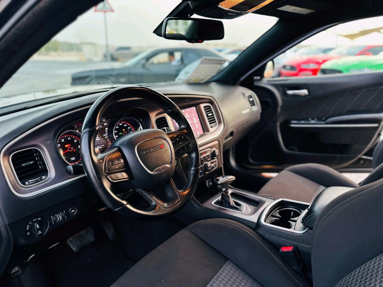 Dodge Charger - Image 17