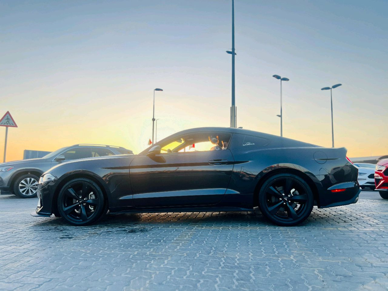 Ford Mustang - Image 9