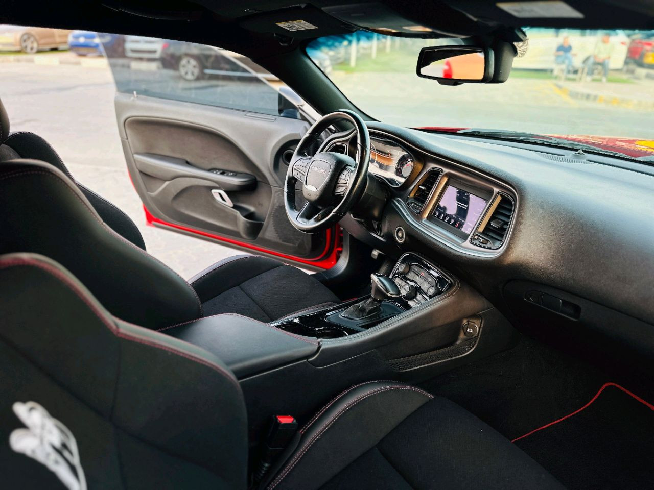 Dodge Challenger - Image 11