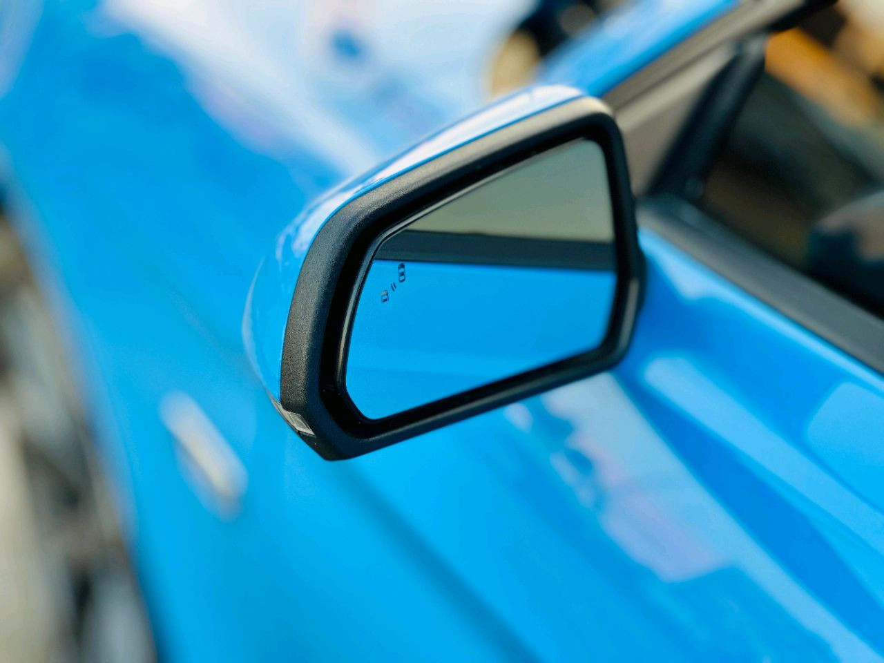 Ford Mustang - Image 10