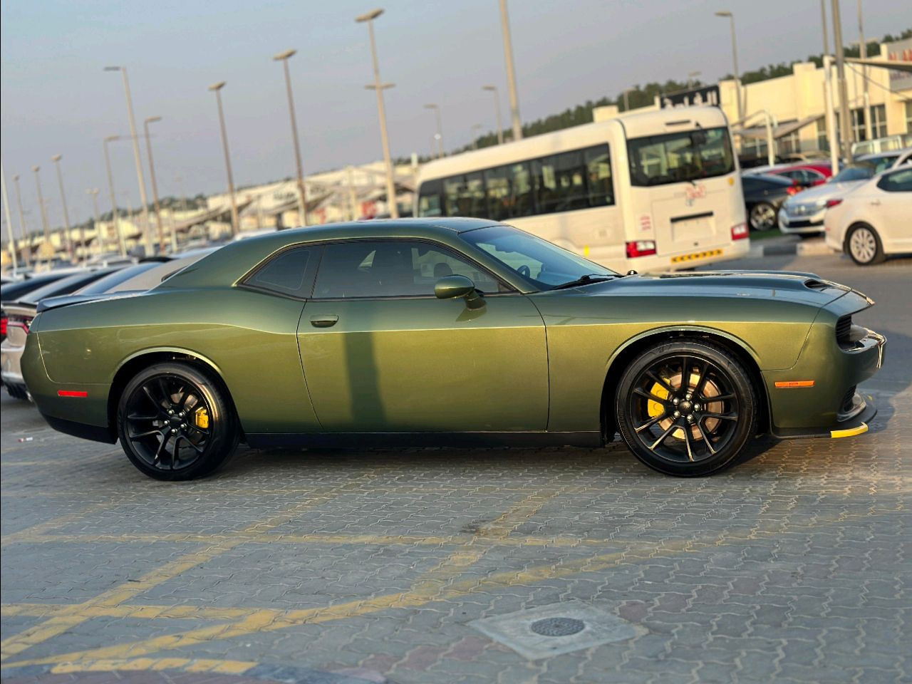 Dodge Challenger - Image 5