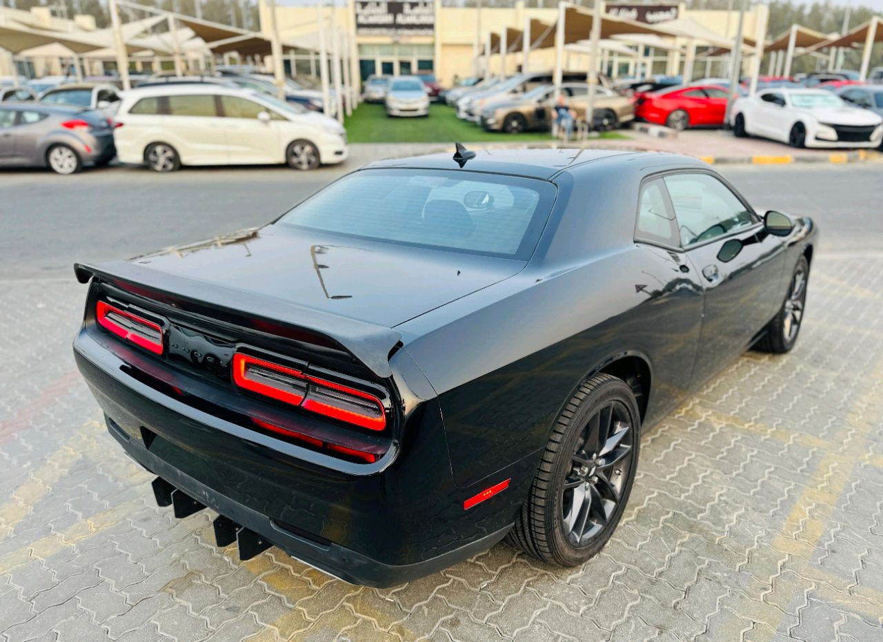 Dodge Challenger - Image 6