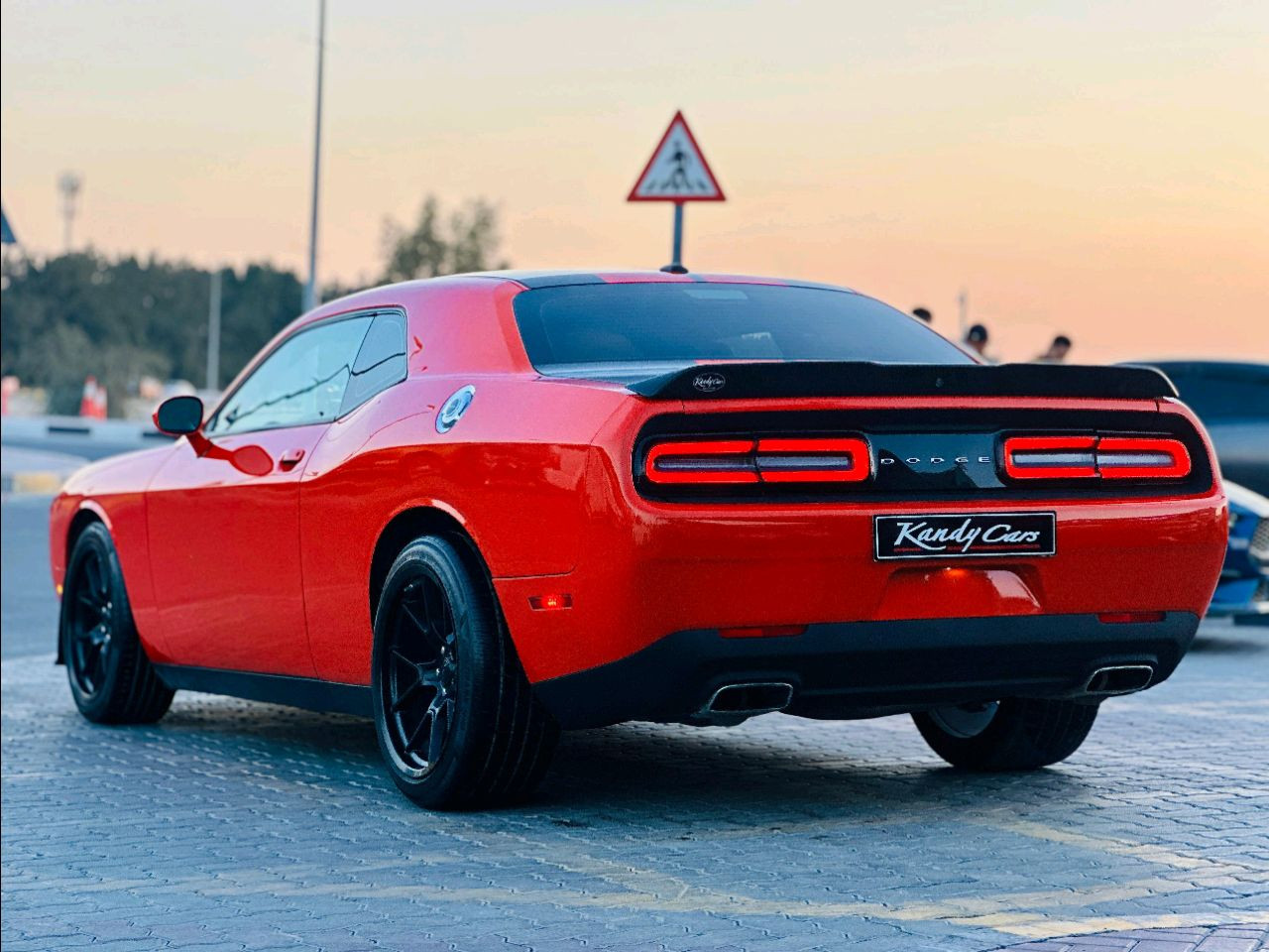 Dodge Challenger - Image 8