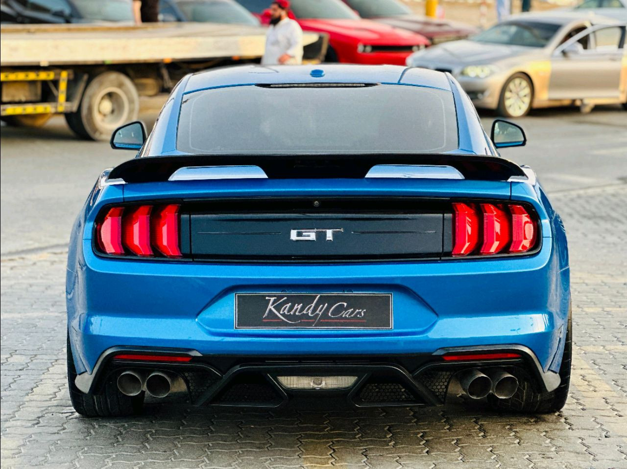 Ford Mustang - Image 7