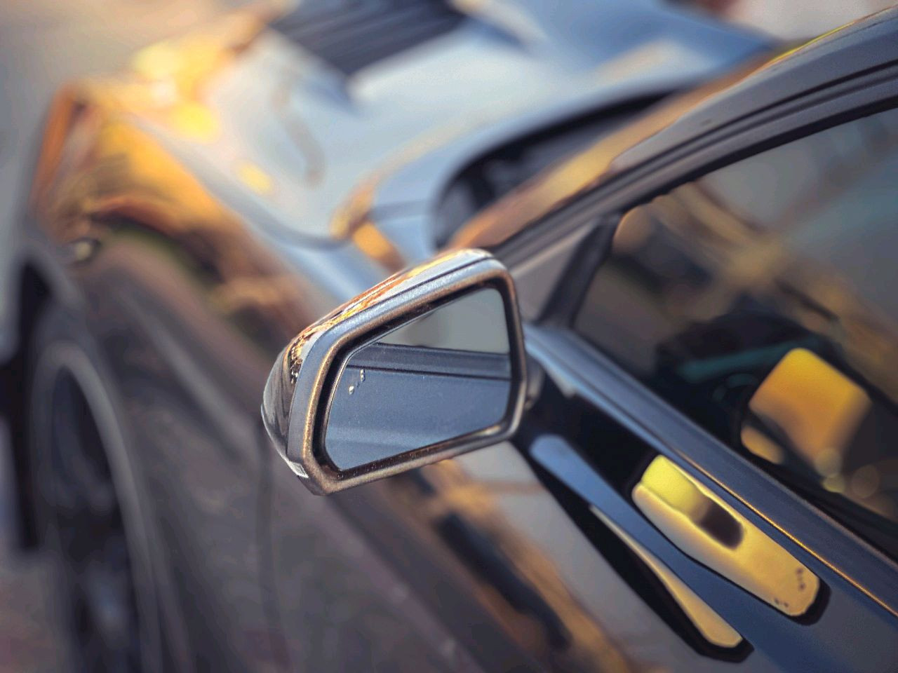 Ford Mustang - Image 10