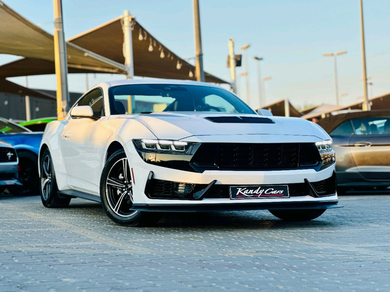 Ford Mustang - Image 4