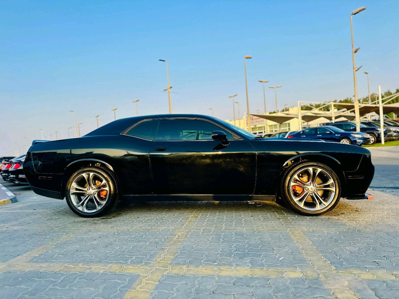 Dodge Challenger - Image 5