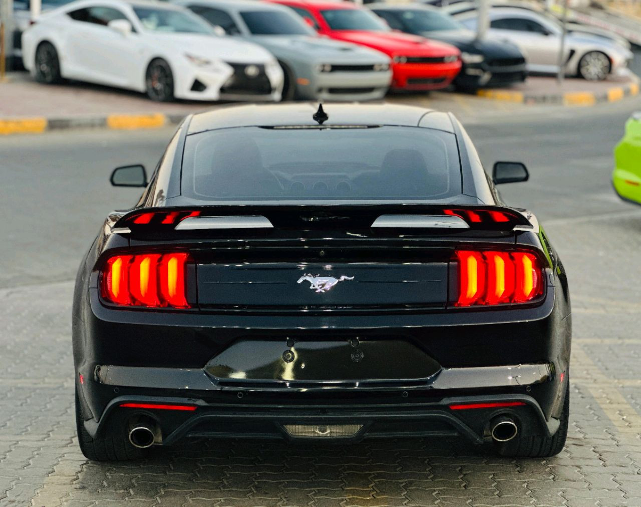 Ford Mustang - Image 12
