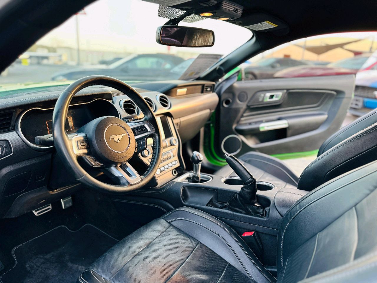 Ford Mustang - Image 10