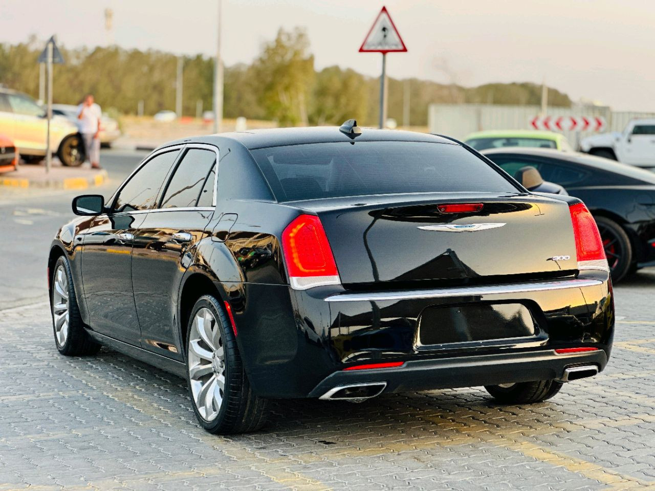 Chrysler 300M/300C - Image 8