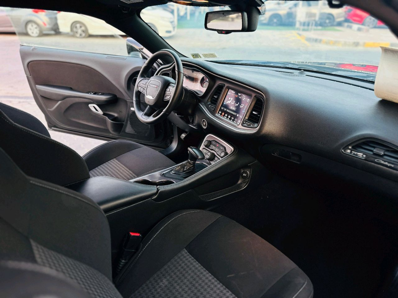 Dodge Challenger - Image 11